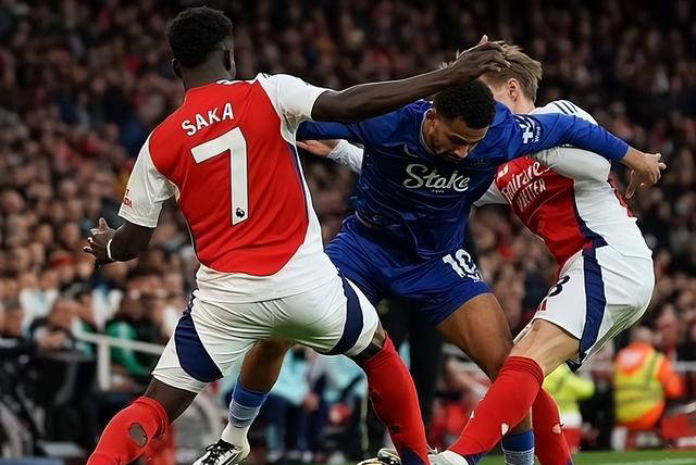 赫内斯：长远看不认为红牛的模式好，克洛普不适合长期干下去（赫内斯：红牛模式不被长远看好，克洛普不适合长期执教）