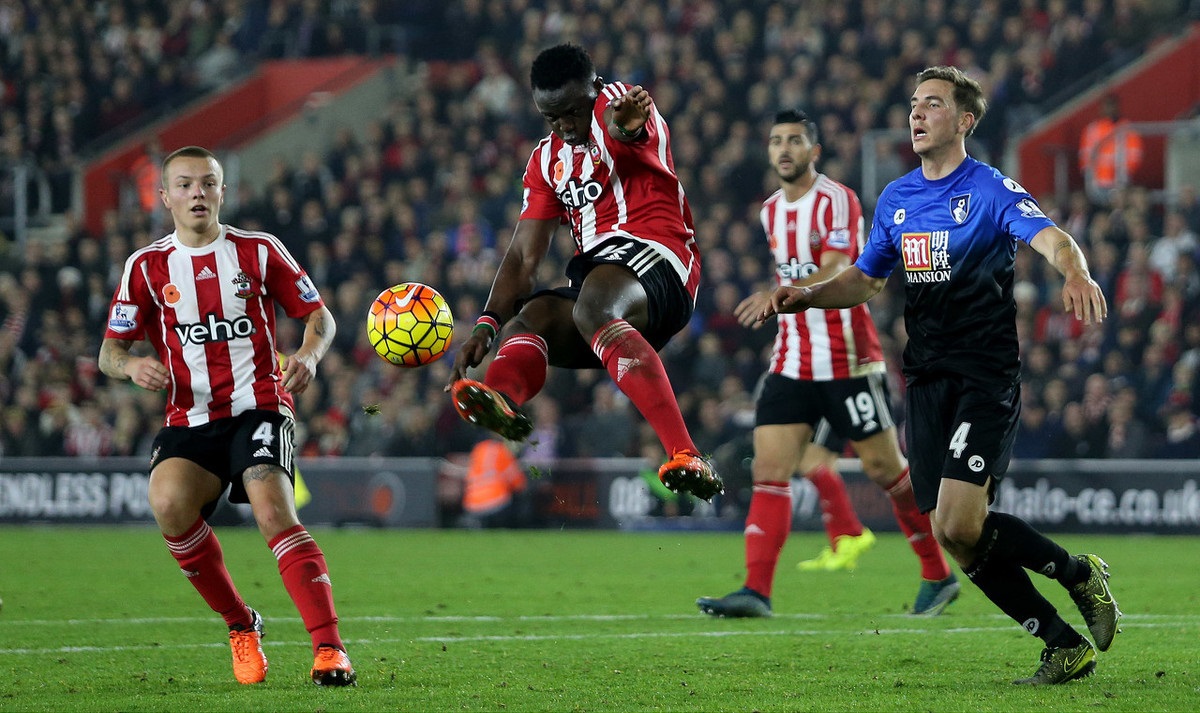 老佛爷：现在赛程太密集，两年内皇马经历了五次十字韧带撕裂（佩雷斯：赛程过密，两年间皇马已出现5例十字韧带撕裂）