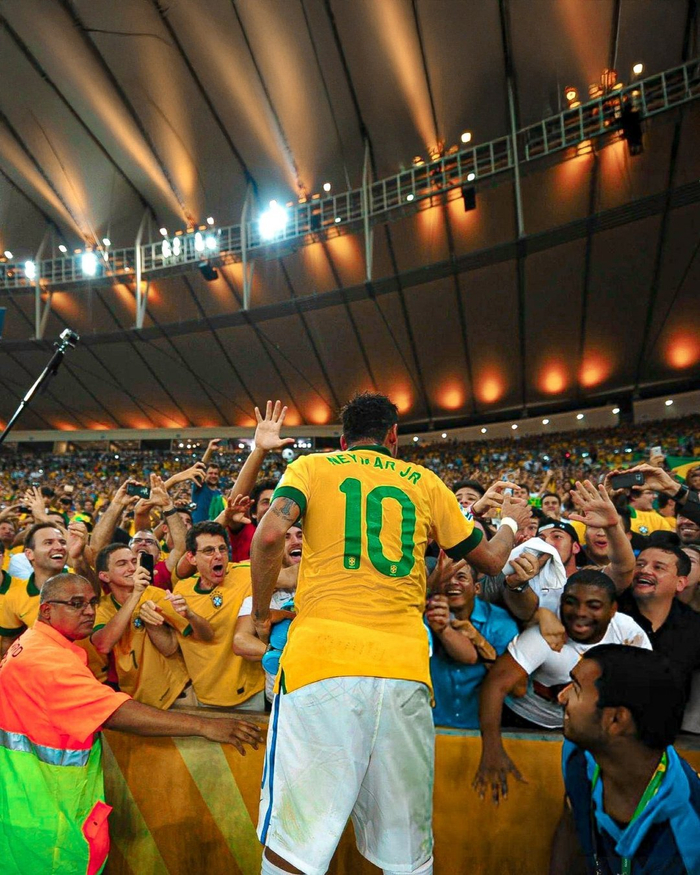 每体：库库离开巴萨因为不被信任，巴尔韦德当时看好米兰达（每体：因得不到信任库库选择告别巴萨，巴尔韦德昔日更青睐米兰达）