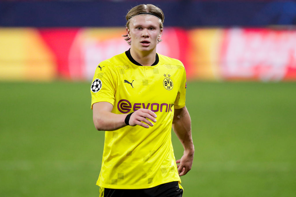 利物浦决定出售萨拉赫，高层认为其已造成不可挽回损失，计划启用塞梅尼奥替代。（利物浦将出售萨拉赫：高层称影响已难挽回，拟启用塞梅尼奥接替）