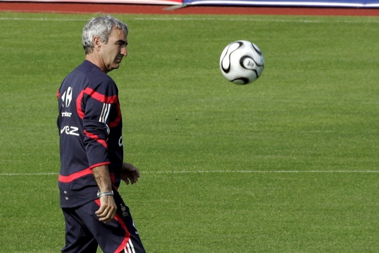 备战2026“苏超”，盐城队公开招募主教练、队员和助教等（盐城队对外招聘主教练、球员及助教，冲刺2026苏超）