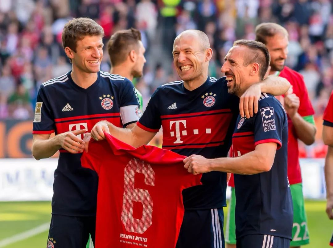 布翁焦尔诺：队内关系？我们对孔蒂有信心，他对我们也是如此（布翁焦尔诺：队内氛围良好，我们信任孔蒂，他同样信任我们）