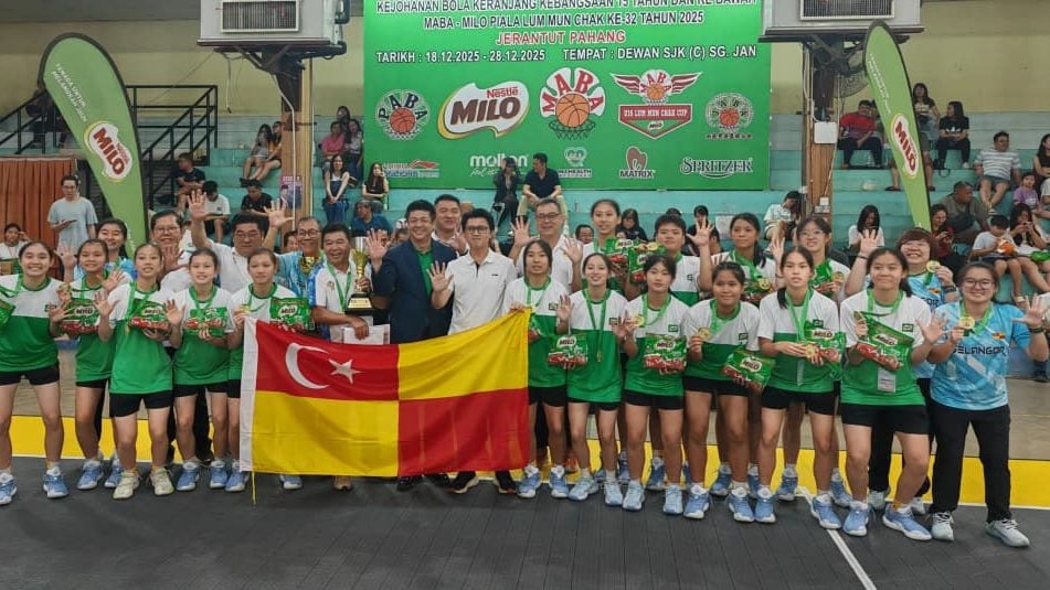 那个拥抱是整场最暖的一幕（那个拥抱，定格了全场最温暖的瞬间）